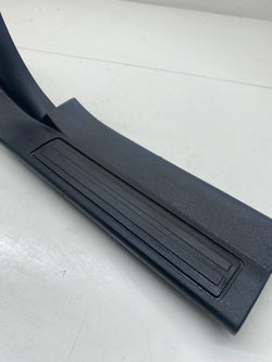 Range rover door sill cover trim right 2006 Land Rover