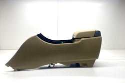 Range rover Centre console arm rest 2006 Land Rover