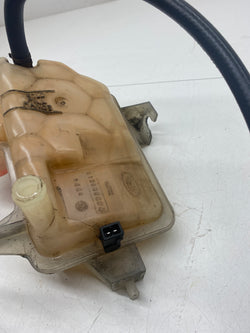 Range rover coolant bottle 2006 Land Rover