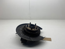 Range rover wheel hub rear left passenger 2006 Land Rover
