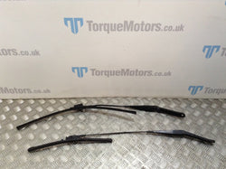 Ford Focus ST225 MK2 ST Front windscreen wiper blades & arms