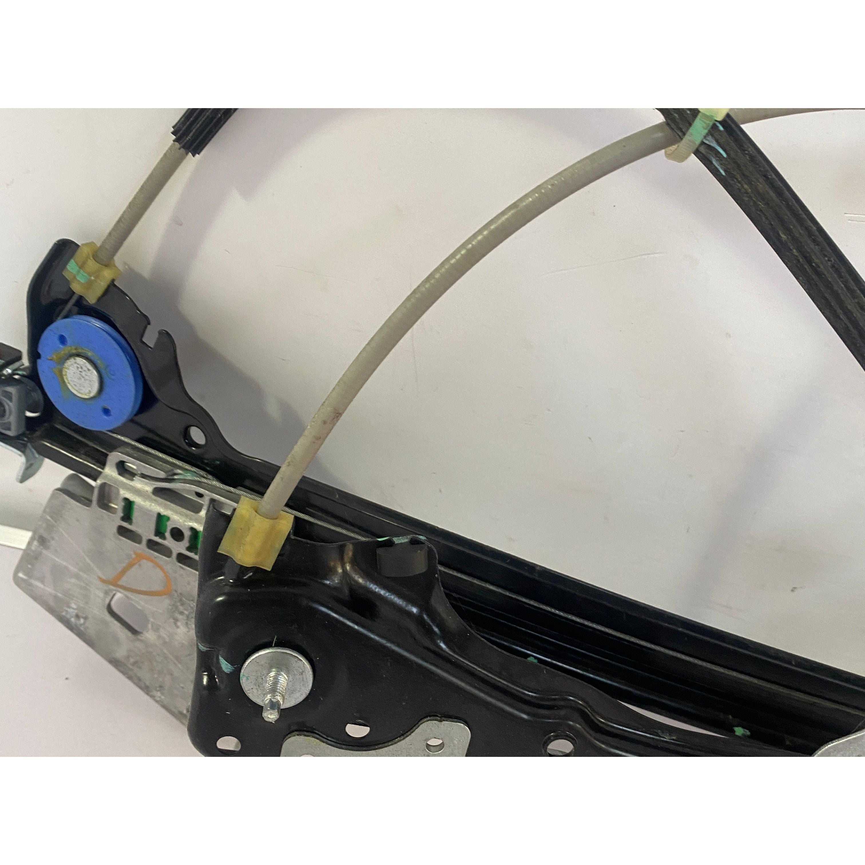 Nissan GTR R35 window regulator reg mechanism right 2009 GT-R Skyline ...