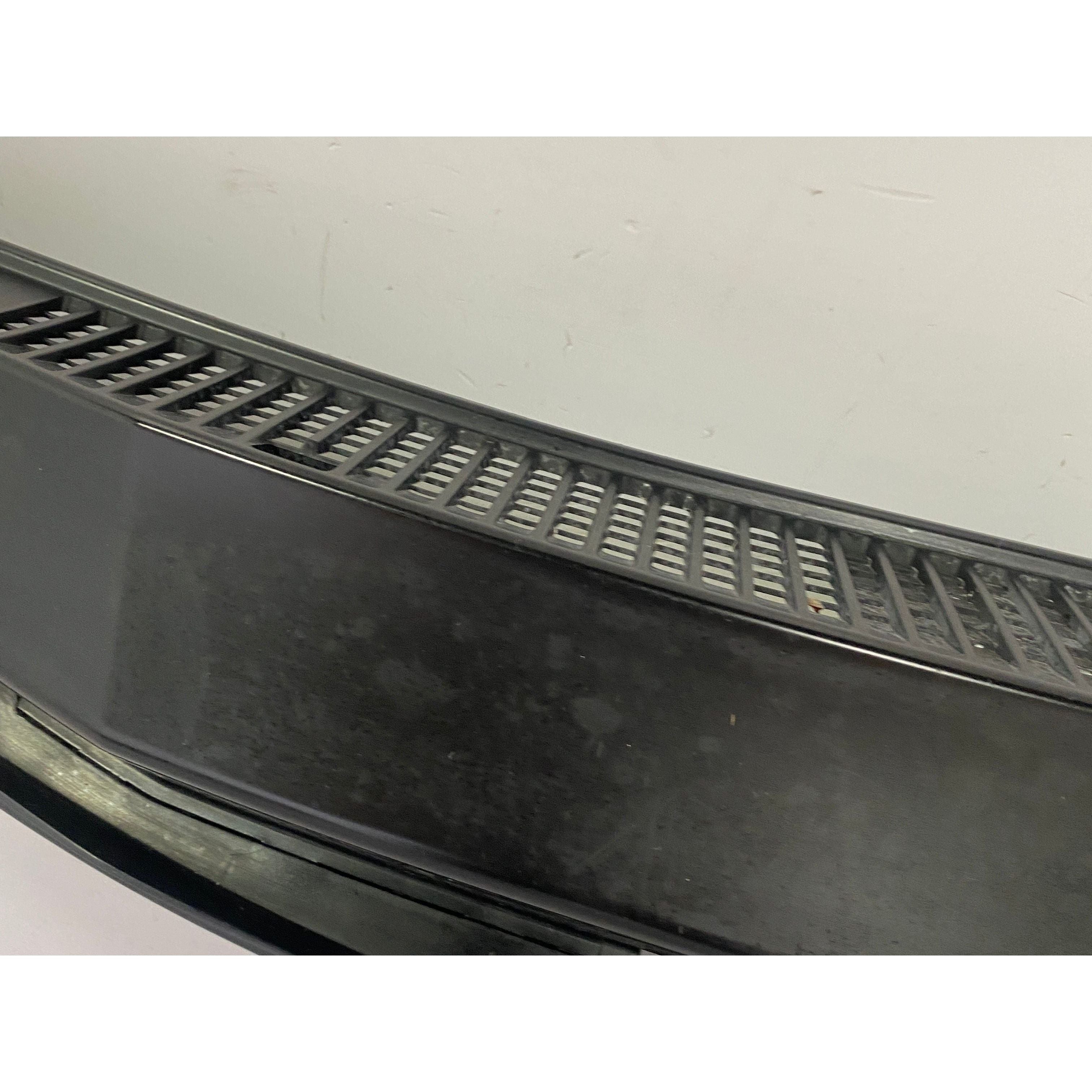 Scuttle Panel Honda Civic Windscreen scuttle panel Type R FN2 2010 | Torque Motors