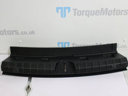 BMW M4 F82 Tailgate boot lid lock trim