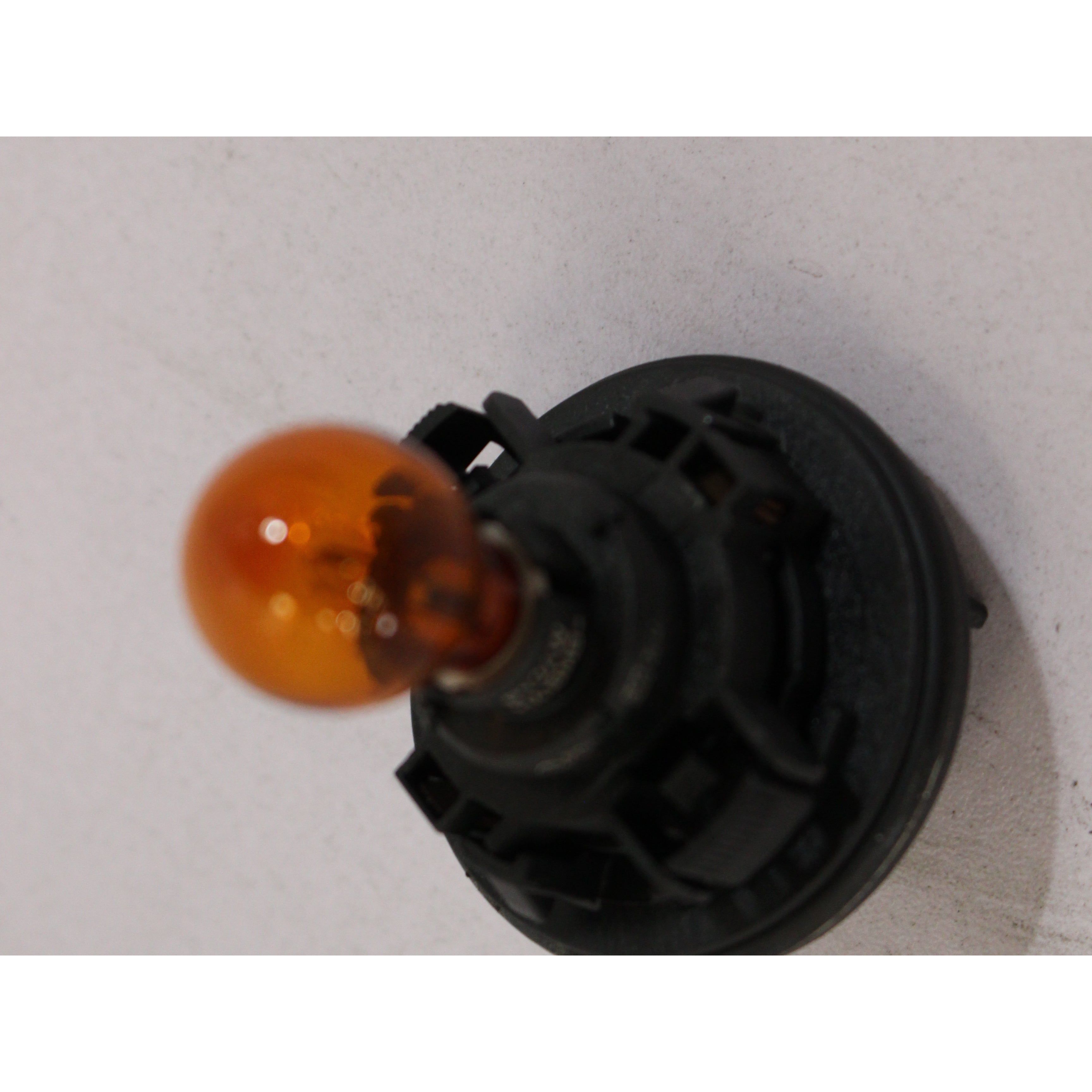 St Bulb Types BMW M4 F82 Blinker bulb | Torque Motors