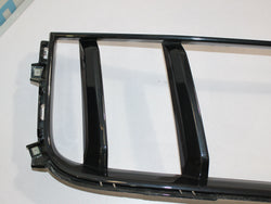 Audi R8 Gen 2 V10 Plus 4S Passenger left grill surround frame 4S0 807 675 A