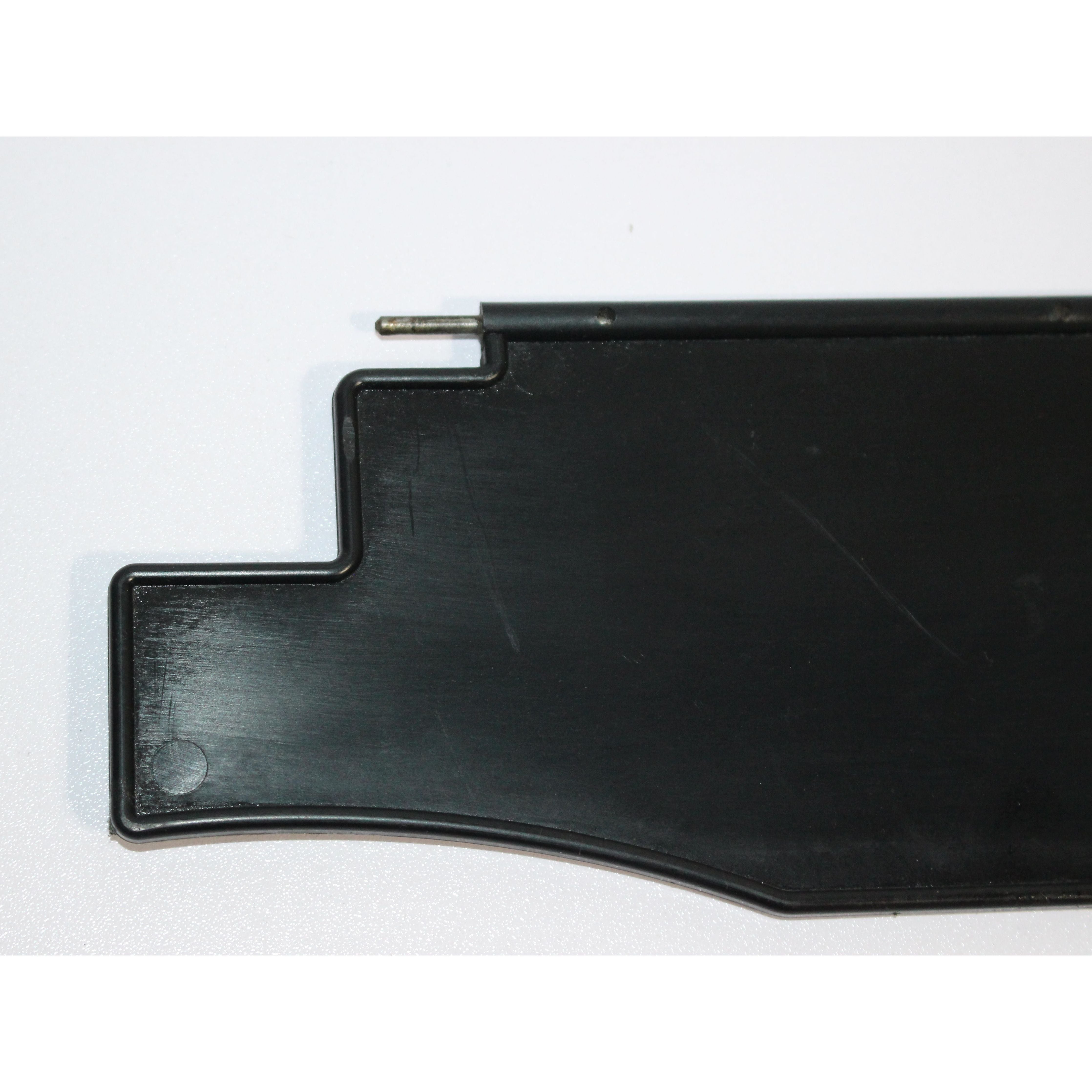 Bottom Radiator Flap Nissan GTR R35 Centre radiator flap | Torque Motors
