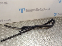 2005 BMW E90 Front wiper arms