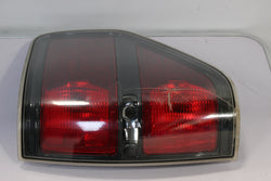 Ford F150 Raptor Tail light black right Damaged 5.4 V8 2010 SVT