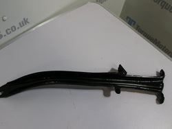 Mercedes C63 AMG W204 Engine body support bracket A2046280024