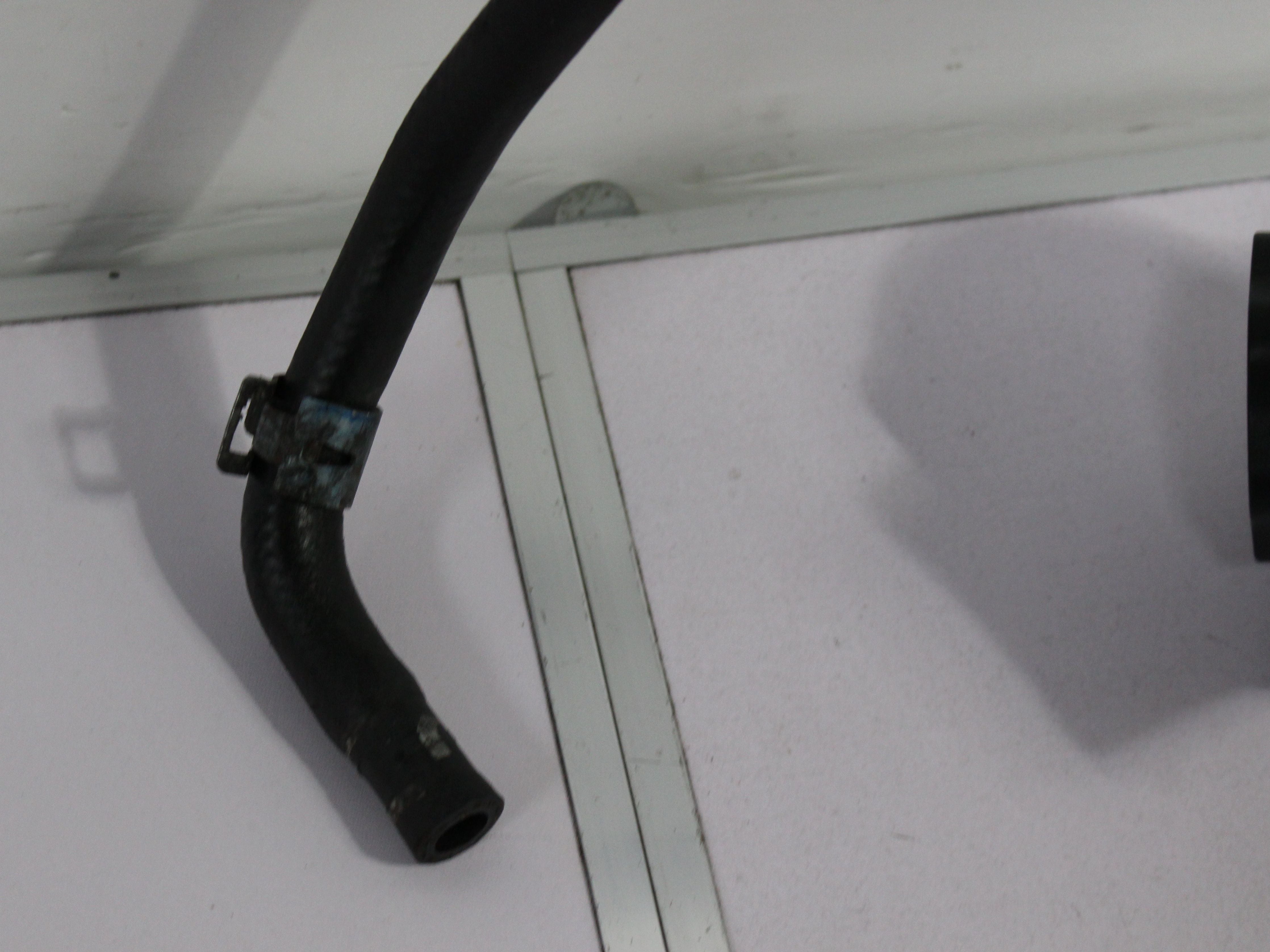 Ford F150 Raptor power steering fluid bottle and pipes 5.4 V8 2010 SVT Torque Motors