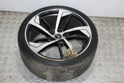 Audi RS5 alloy wheel rear with tyre B9 2017