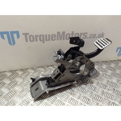 Nissan 370z GT Brake pedal