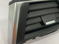 BMW M4 Dash air vent left F82 2017