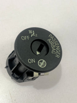 BMW M4 passenger airbag switch on off control F82 2017