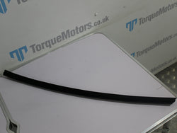 Audi RS4 B8 Passenger left front window seal