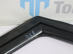 Audi RS4 B8 Drivers right rear window guide upper rubber seal