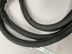 BMW M4 door rubber seal shut body right F82 2017