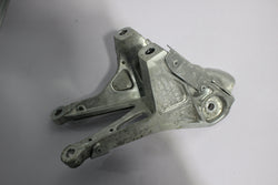 BMW M4 F82 Competition Drivers right engine mount bracket